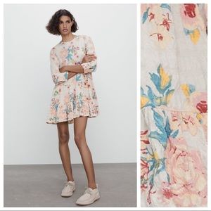 🌹NWT. Zara Floral Print Mini Dress. Size S.